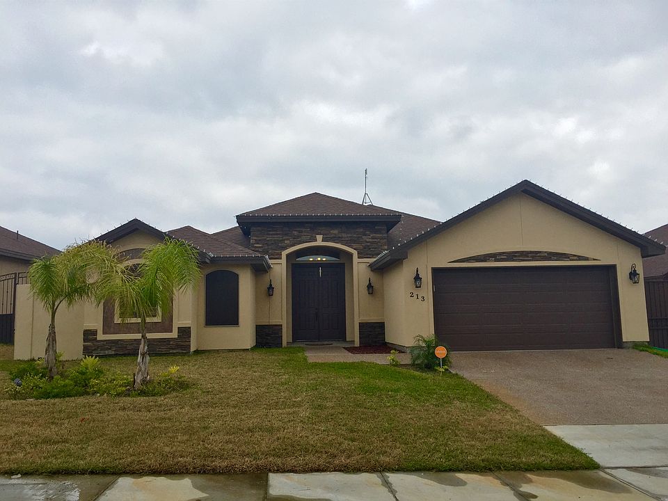 1st image of 213 Desert Palm Dr
