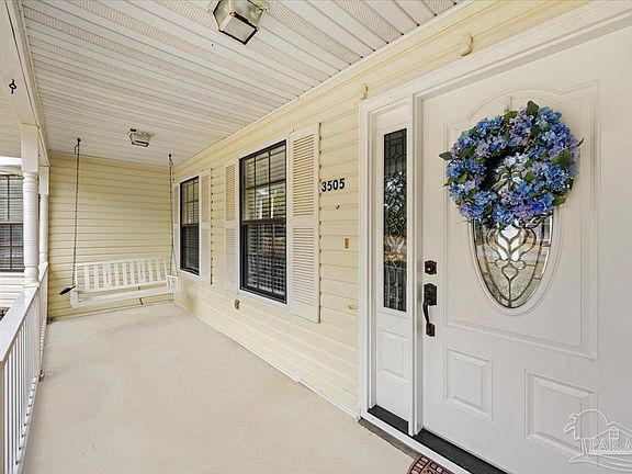 4th image of 3505 Stratford Ln