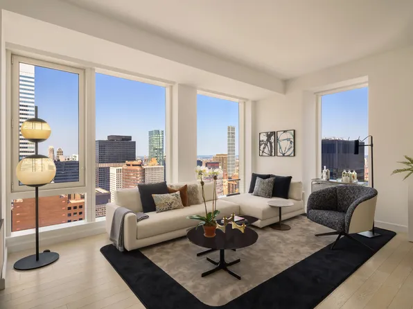 138 East 50th Street image 2 of 27