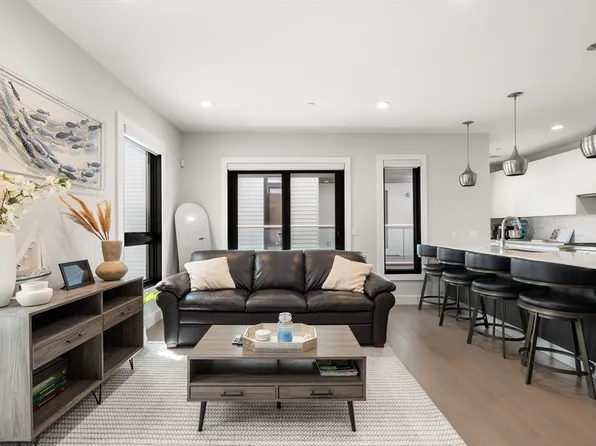 39 A St Unit 16, South Boston, MA 02127