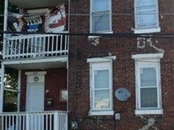 409 Nectarine St, Harrisburg, PA 17104