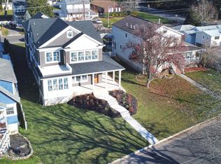 604 Shore Rd, Spring Lake, NJ 07762