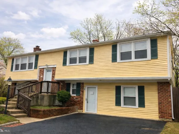 1946 Birchwood Park Dr N, Cherry Hill, NJ 08003