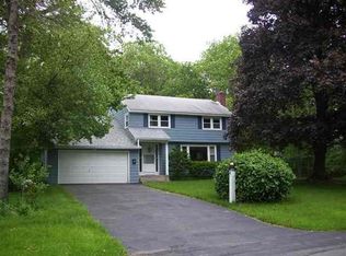 904 Westholm Rd, Niskayuna, NY 12309