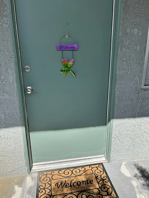 Parkside Apartments — Photo 3