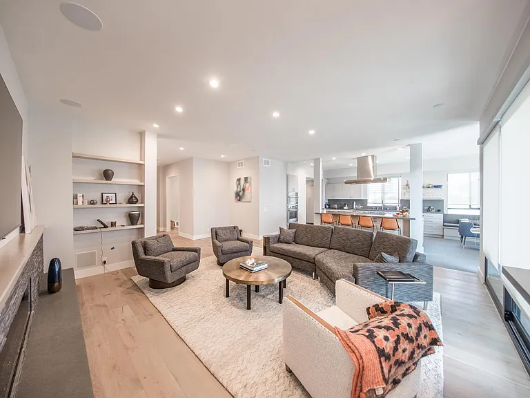 1115 14th St #Penthouse 306 — Photo 1