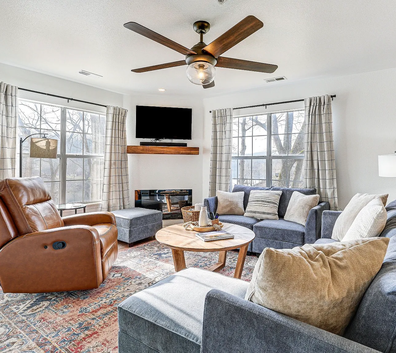 2 bed, 1394 sqft, $1,400 — Photo 2