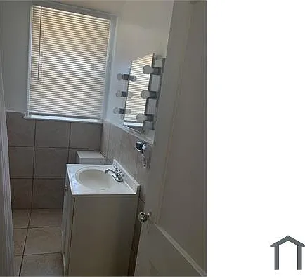 5456 Valley St — Photo 12