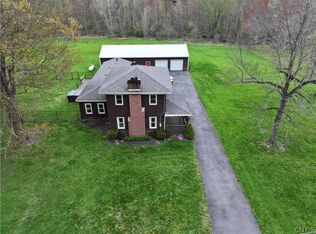 118 Tug Hill Rd, Oswego, NY 13126