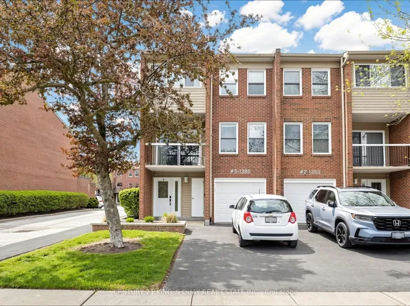 1380 Hampton St #3, Oakville, ON L6H 2S6