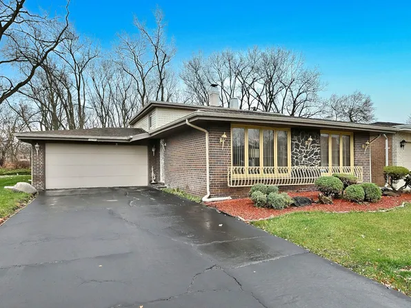 15705 Madison Ave, Dolton, IL 60419