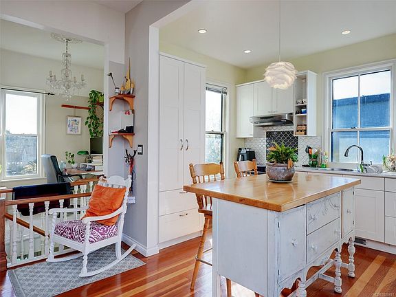 5th image of 2130 Ridge Rd