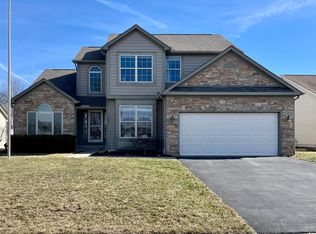 4032 Ponds Edge St, Grove City, OH 43123