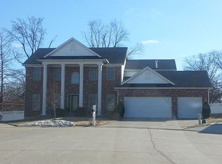 729 Sterling Ter, Saint Charles, MO 63301