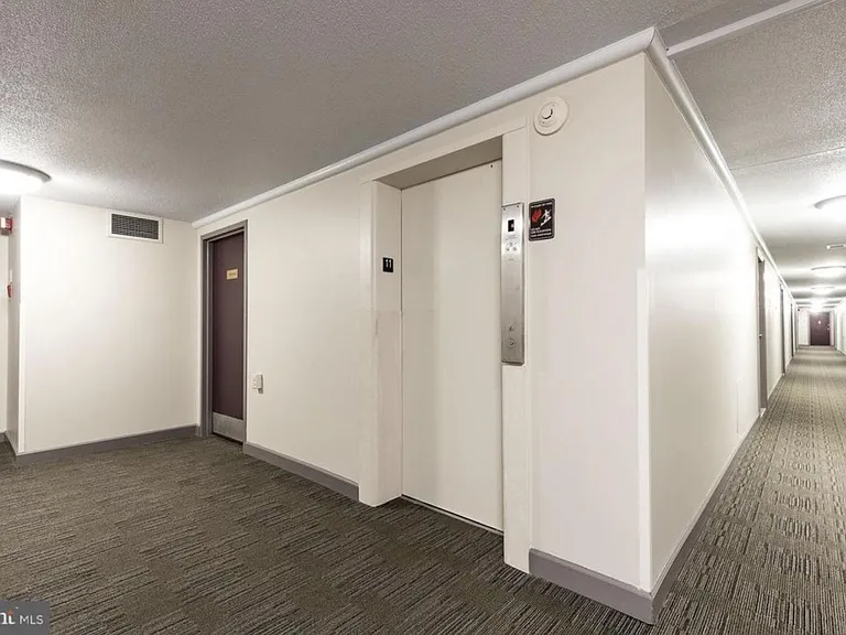 2030 N Adams St #1104 — Photo 27