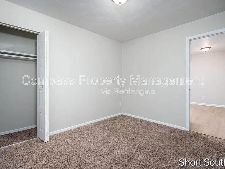 Lakewood Apartments — Photo 42