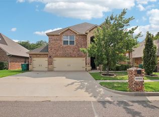 11745 Cherry Point Ln, Yukon, OK 73099