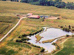 32889 SW 45th Rd, Beatrice, NE 68310