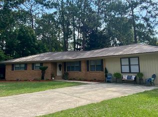 639 Old Waynesville Rd, Jesup, GA 31546