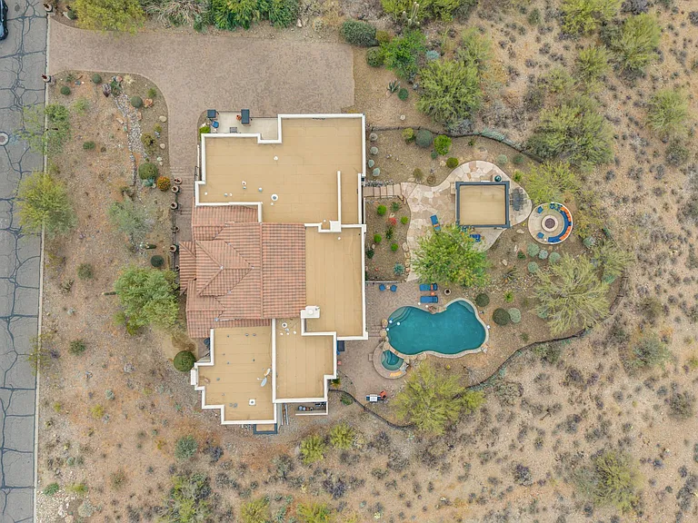 36138 N Summit Dr — Photo 64