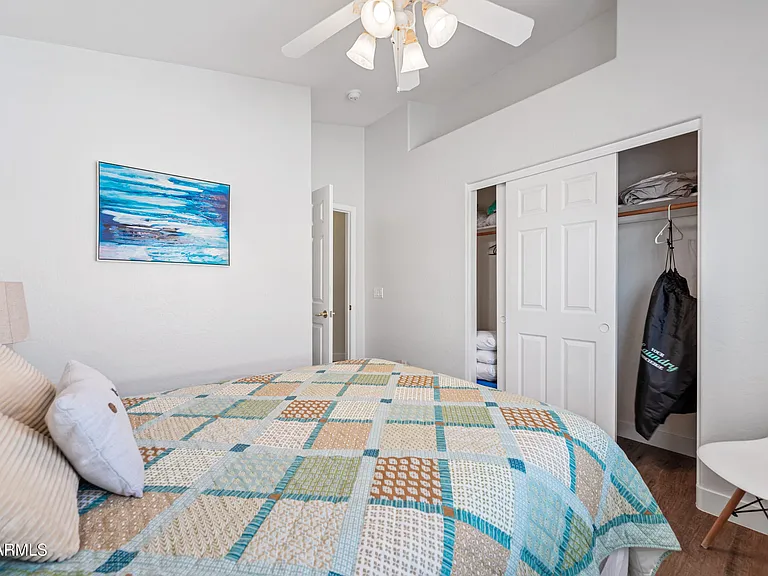 3228 E Sandy Way — Photo 34