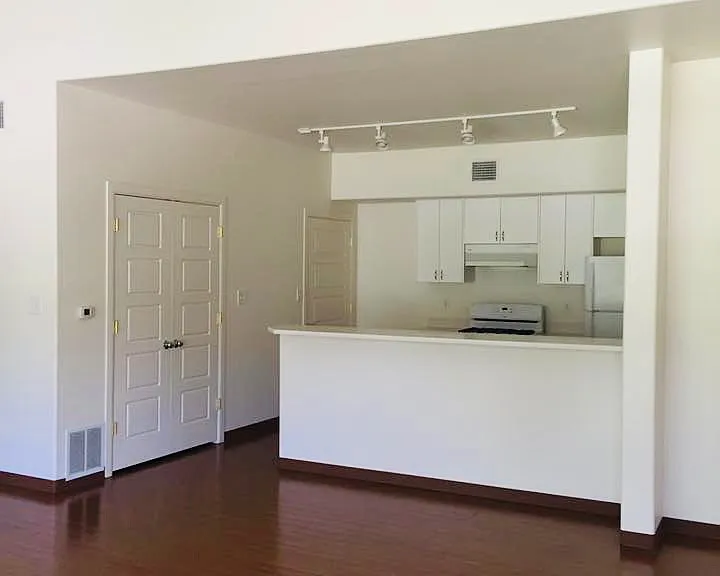 416 Sunset Ave #416 — Photo 4