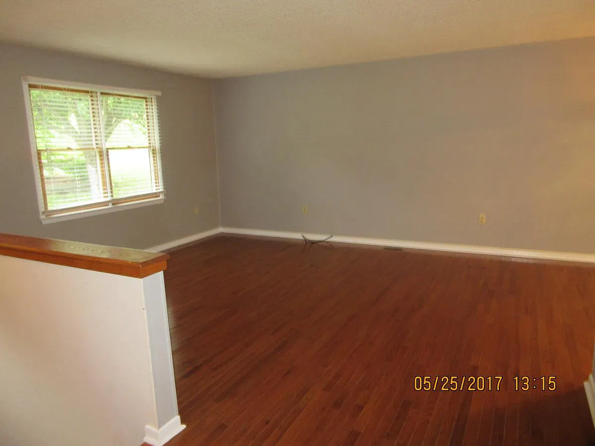 3 bed, 2.5 bath, 1768 sqft, $1,500 — Photo 4