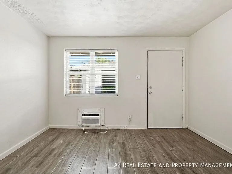 829 N 4th Ave #10 — Photo 8