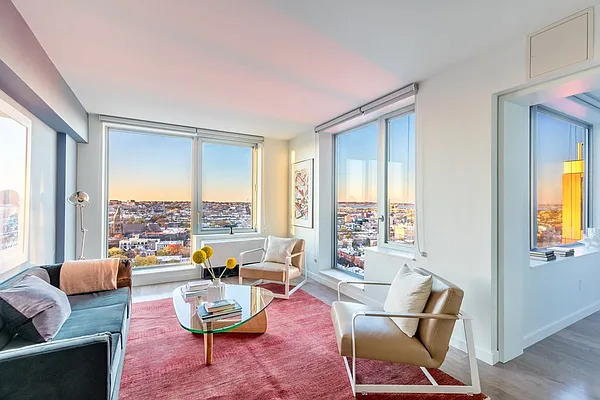 Rented by Greystar | media 2