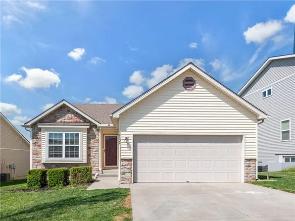 14324 Overhill Ave, Grandview, MO 64030