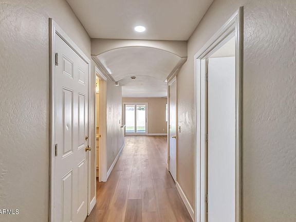 3rd image of 616 W LUCKY PENNY Place