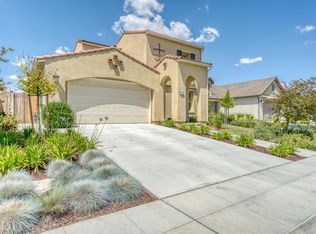 433 Expedition Way, Madera, CA 93636