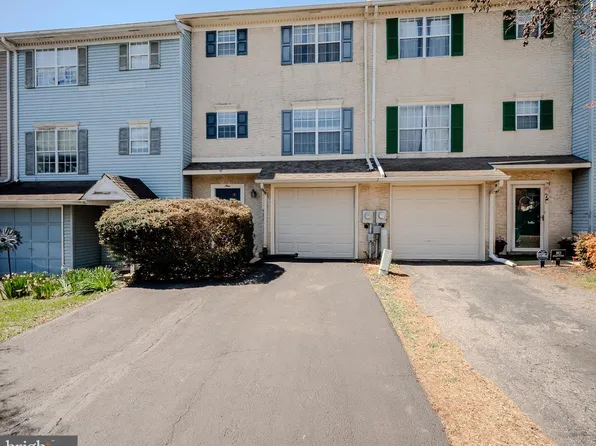 9 Ingrid Ct, Wilmington, DE 19808