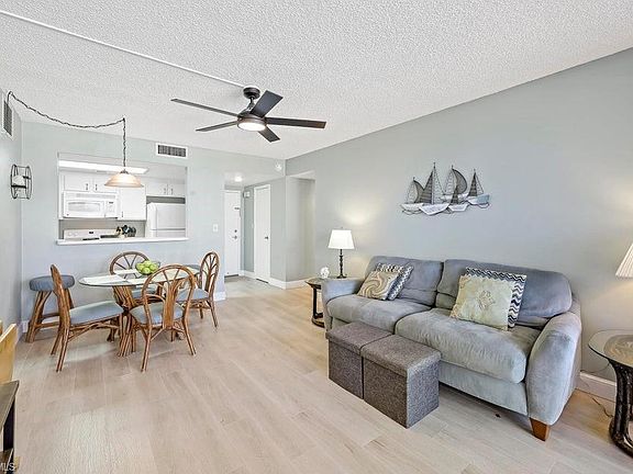 4th image of 180 Seaview CT #410