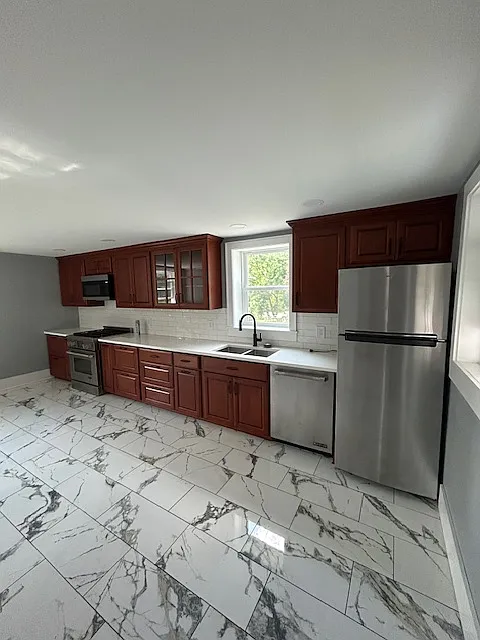 2 bed, $1,800 — Photo 3