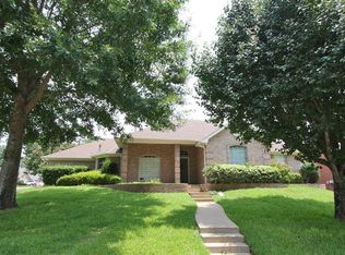 4104 Stonebrook Ln, Tyler, TX 75707