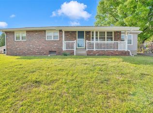 651 Dornseif Dr, Arnold, MO 63010