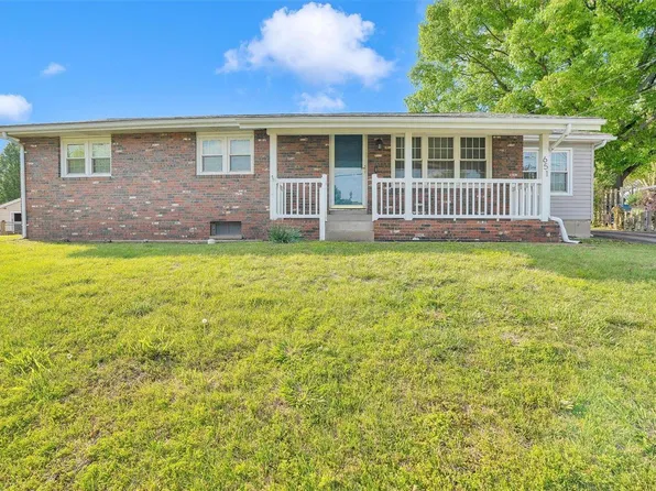 651 Dornseif Dr, Arnold, MO 63010
