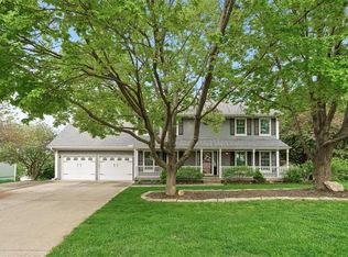 1913 Hidden Valley Dr, Pleasant Hill, MO 64080