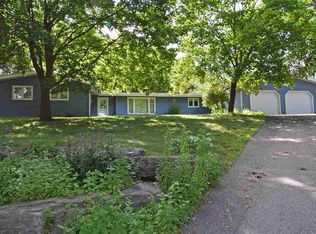 1395 Pineview Dr, Reedsburg, WI 53959