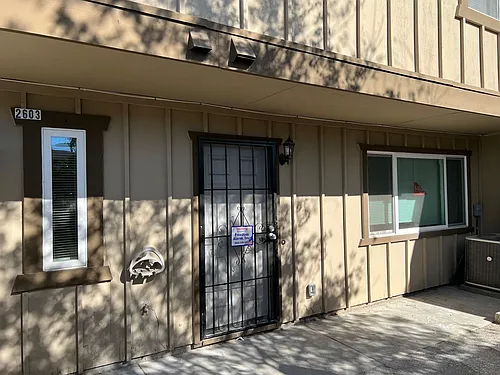 2603 Carlton Ln Photo 1