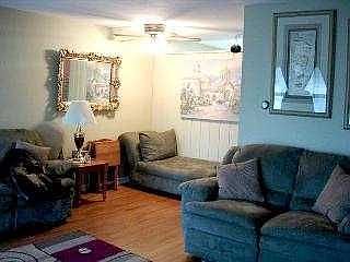 2nd image of 3207 Schneider Rd
