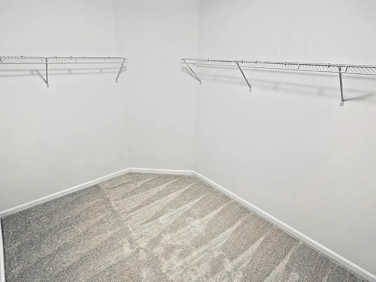 7884 Briarwood Dr — Photo 18