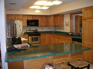 2S232 Churchill Ln, Glen Ellyn, IL 60137
