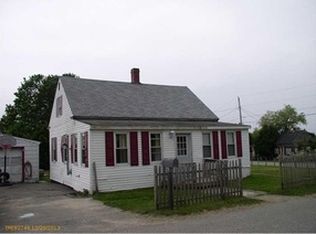 12 Johnson St, Eastport, ME 04631