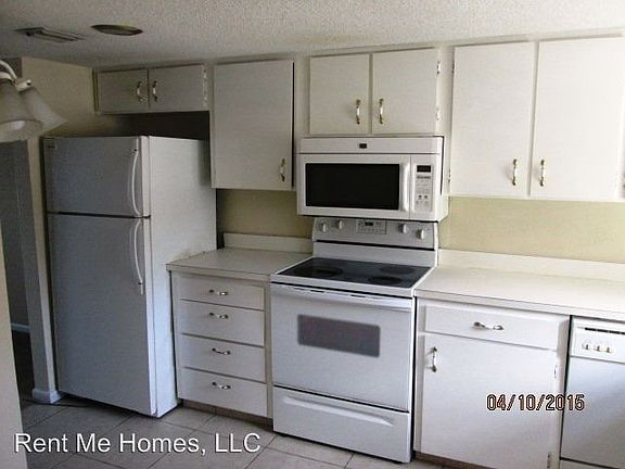 3rd image of 625 N Halifax Ave APT 16