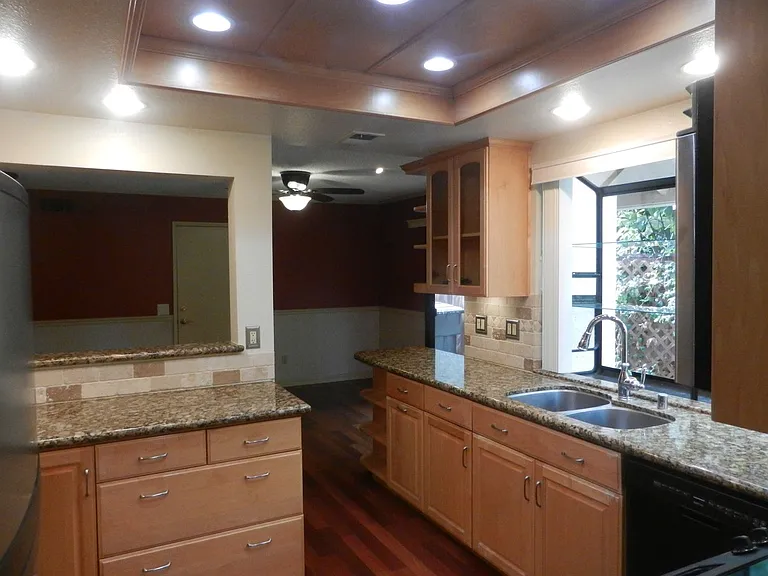 4473 Augusta Dr — Photo 11