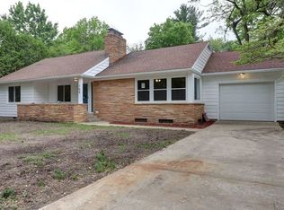 104 E George Huff Dr, Urbana, IL
