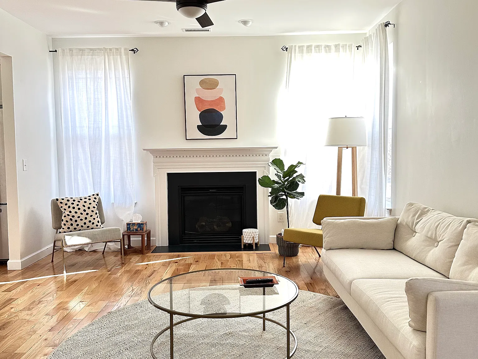 1820 Pear Tree Ln — Photo 1