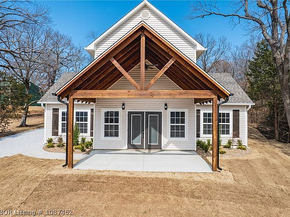 4th image of 19116 W Arrowwood Rd